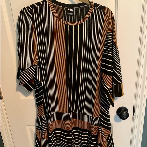 Zara asymmetric striped dress - Picture 4 of 7